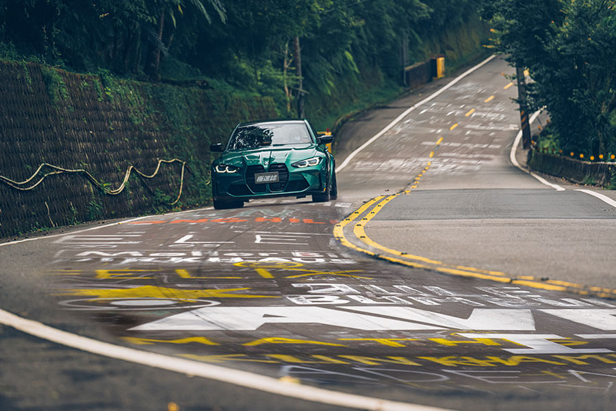 每次跑紐伯靈,我最愛用寶馬M3,因為它跑起來既順又流暢,這是玩賽車遊戲的時候,回到現實世界,New M3 Competition在「台伯靈」表現又如何呢?