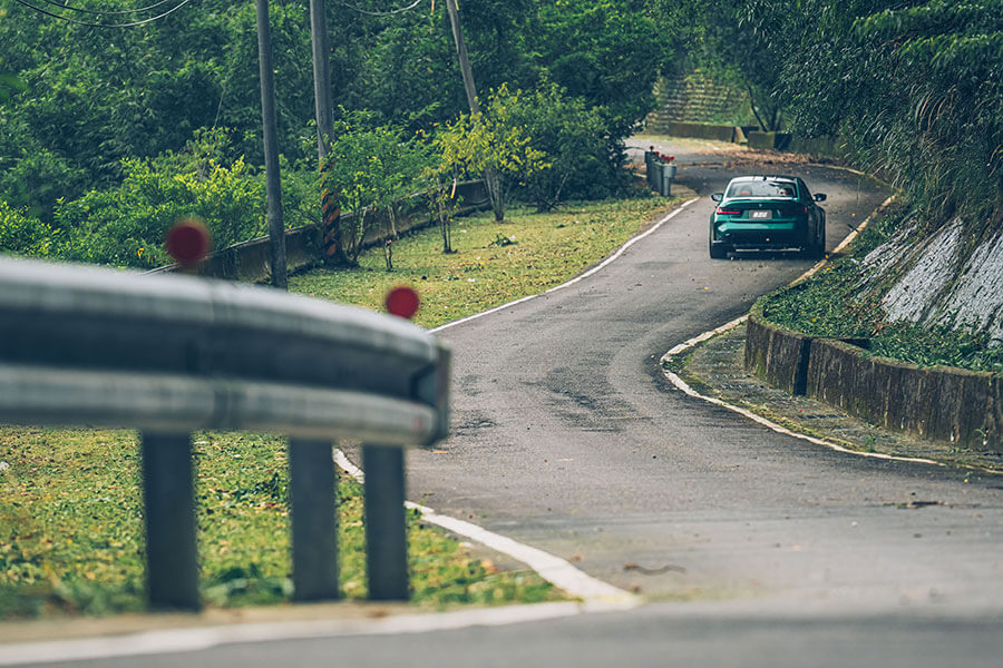 每次跑紐伯靈,我最愛用寶馬M3,因為它跑起來既順又流暢,這是玩賽車遊戲的時候,回到現實世界,New M3 Competition在「台伯靈」表現又如何呢?