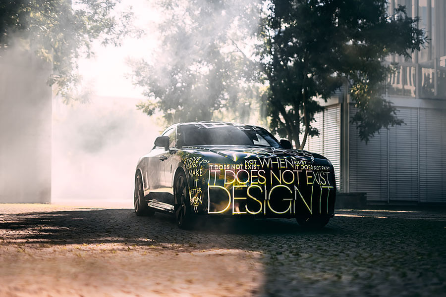 距離萬聖節還有一個月時間,但英國西薩賽克斯郡卻發生了一起前所未聞的新型靈異事件。