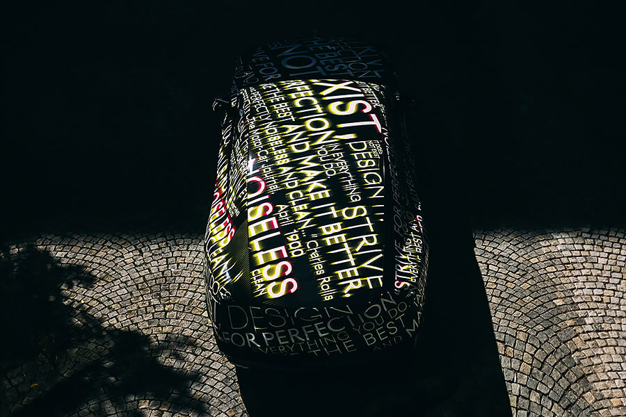 距離萬聖節還有一個月時間,但英國西薩賽克斯郡卻發生了一起前所未聞的新型靈異事件。