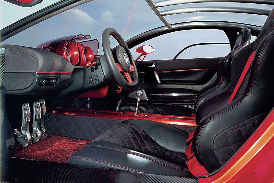 從最風光的傑作,至到最慘淡的低潮,這裡有齊你想知的一切,以及好些你不想知道的福斯逸聞趣事。