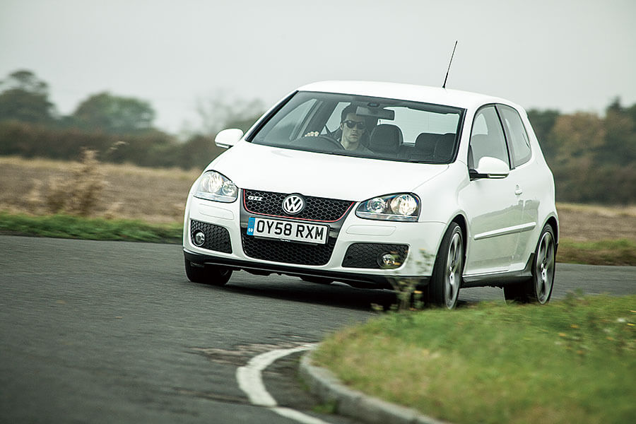 從最風光的傑作,至到最慘淡的低潮,這裡有齊你想知的一切,以及好些你不想知道的福斯逸聞趣事。