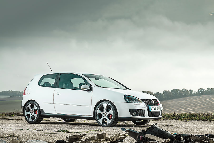 從最風光的傑作,至到最慘淡的低潮,這裡有齊你想知的一切,以及好些你不想知道的福斯逸聞趣事。