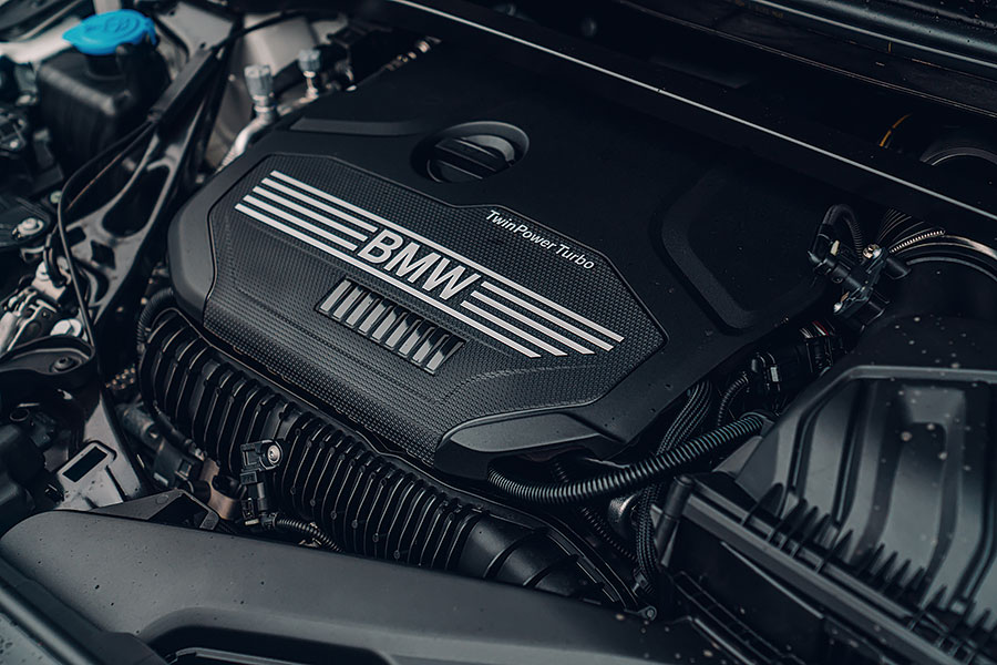 正當福斯在他們最拿手的車系上陰溝裏翻船,寶馬居然炮製出自己的Golf GTI,難道全能掀背跑車的江湖格局終於生變?