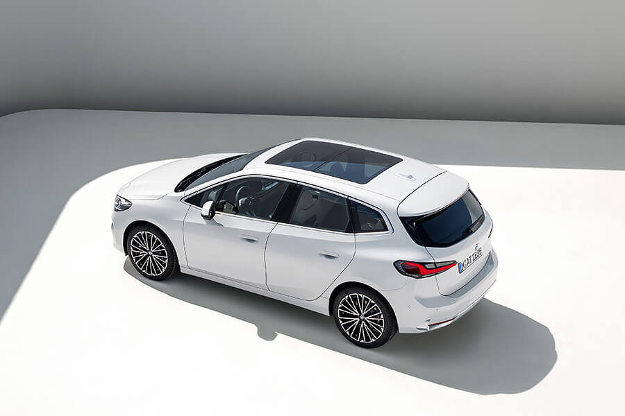 這裡有人在等全新一代BMW 2 Series Active Tourer嗎?沒有的話,我輩晚點再問一次!