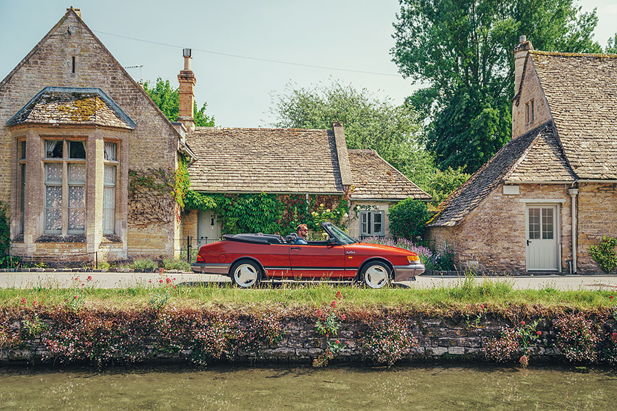 負擔不起清風迎面來的超跑嗎?沒什麼大不了,付出超跑價錢的五十分一其實也可以盡享開篷樂。
