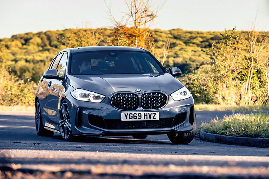 從最風光的傑作,到最慘淡的低潮,這裡備妥你想知的一切,以及好多你不曾知道的寶馬奇聞軼事。