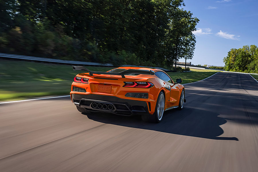 世上最強自然進氣V8引擎,外加Z07 Performance碳纖維套件,這很可以吶!