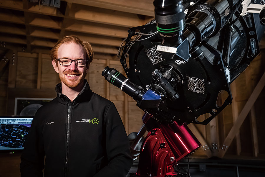 Polestar 2是樣樣皆能樣樣皆精的汽車,就算追逐夜空中的同名星宿也難不倒它。