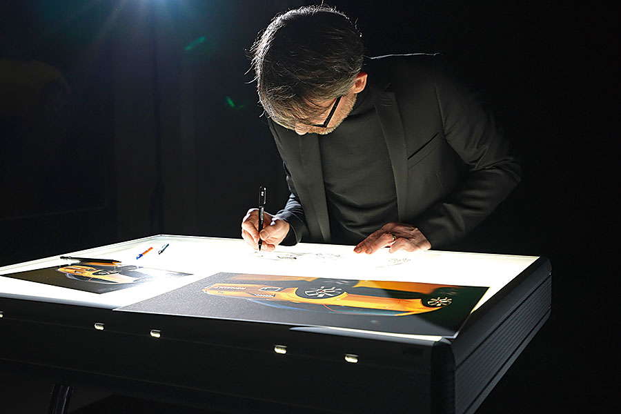 雷諾5號重出江湖,雖說尚處於概念車階段,但已夠我輩飄飄欲仙興奮莫名。那麼轉世再生的一代偶像有何值得期待之處呢?