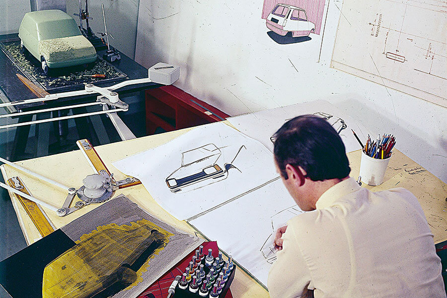 雷諾5號重出江湖,雖說尚處於概念車階段,但已夠我輩飄飄欲仙興奮莫名。那麼轉世再生的一代偶像有何值得期待之處呢?