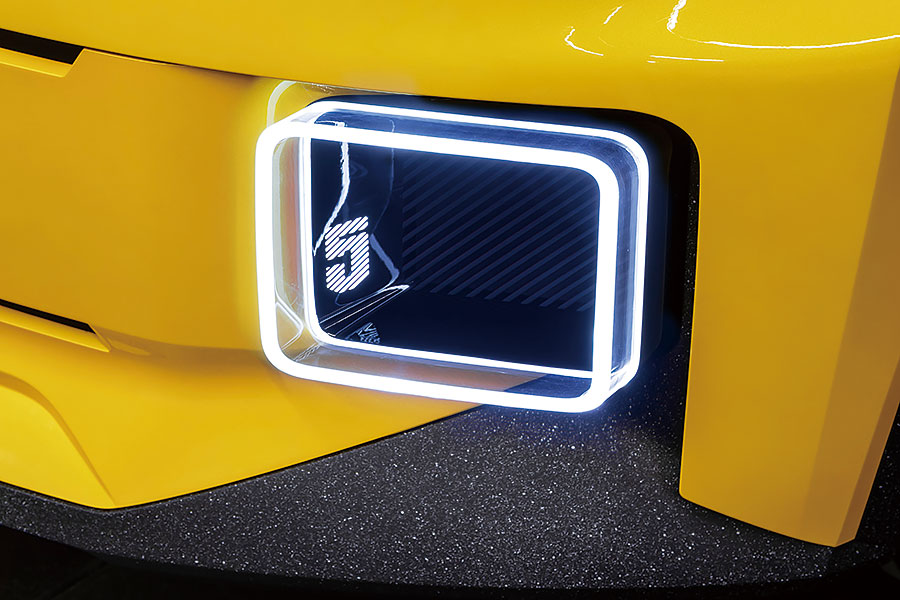 雷諾5號重出江湖,雖說尚處於概念車階段,但已夠我輩飄飄欲仙興奮莫名。那麼轉世再生的一代偶像有何值得期待之處呢?