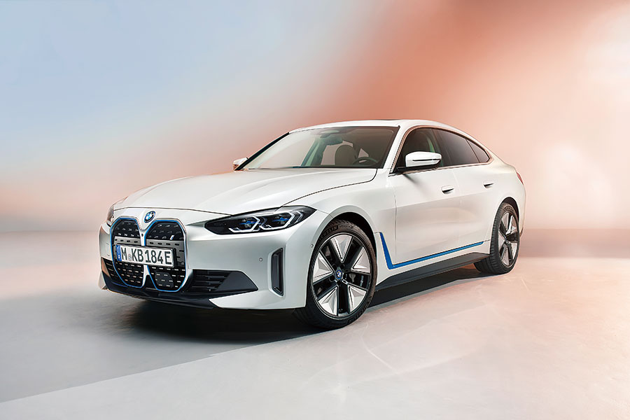 暫且不要理會那副「嘴臉」,是時候聽聽Chris Harris對新型M3有何高論……