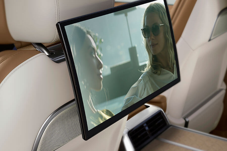 看起來五十年如一日?不,這可是一輛從頭到尾,由內而外百分之百全新的Range Rover。