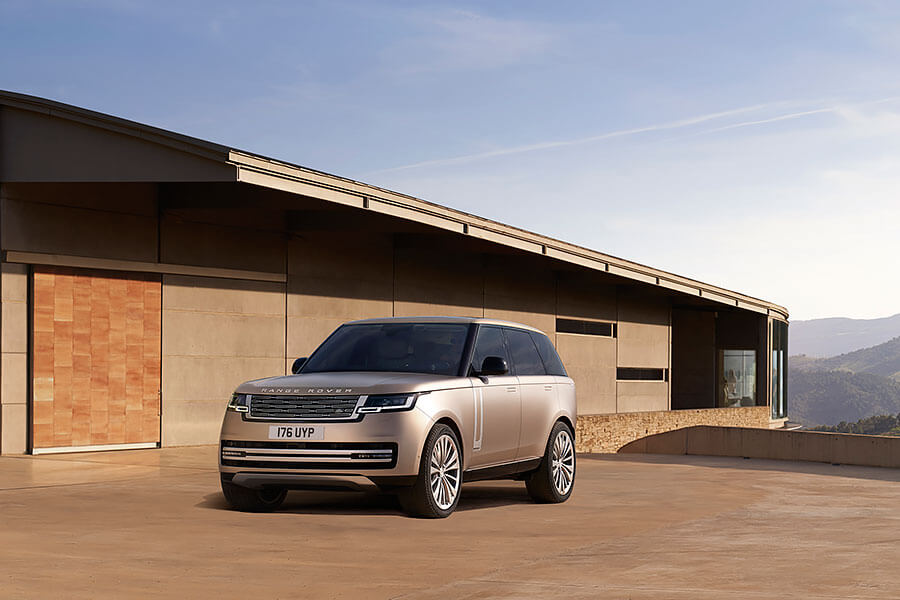看起來五十年如一日?不,這可是一輛從頭到尾,由內而外百分之百全新的Range Rover。