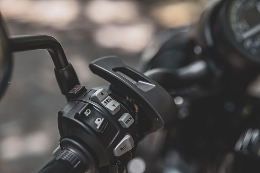 廠方雖將Rebel車系歸類為Bobber風格,但我覺得它不屬於任何一類,有自己的獨特性格……。