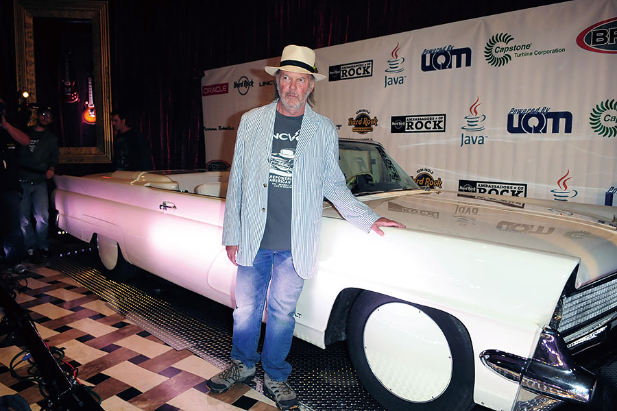 既然可以開車,又何必徒步踏上青雲路呢?前提是你的車牌沒有因為太多次酒駕藥駕而被吊銷掉。