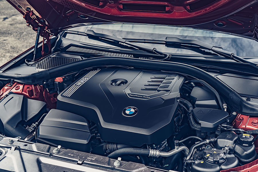 現行3 Series向來是我輩首屈一指的中型車選項,此番大手筆增添新裝,打算盛情款待諸位老朋友、新同學。