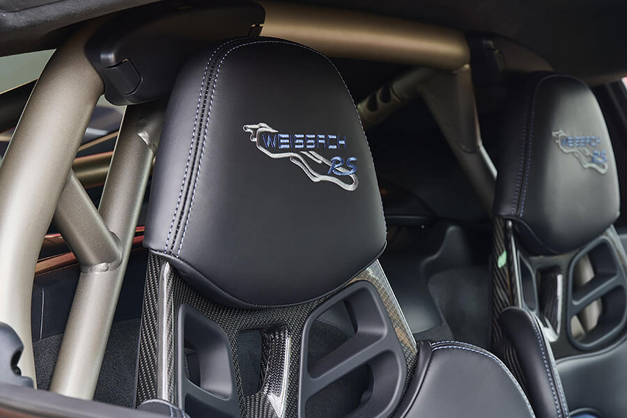 練就一身神功仍不足以威嚇武林?不如試試這招由保時捷新發明的絕世神功718 Cayman GT4 RS吧!