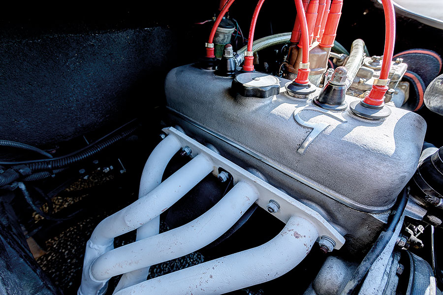 一年前，筆者約定這部A110的車主作採訪，可惜因颱風吹襲而被迫延期。去到後來打算追問進展，才駭然得知林先生猝然離世……