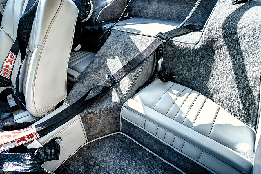 一年前，筆者約定這部A110的車主作採訪，可惜因颱風吹襲而被迫延期。去到後來打算追問進展，才駭然得知林先生猝然離世……