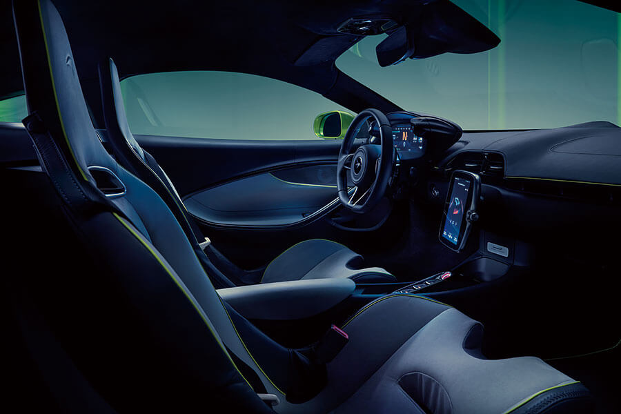 插電超跑現已近在眉睫。那麼全新Artura到底是避稅門路,還是價錢便宜一大截的P1呢?