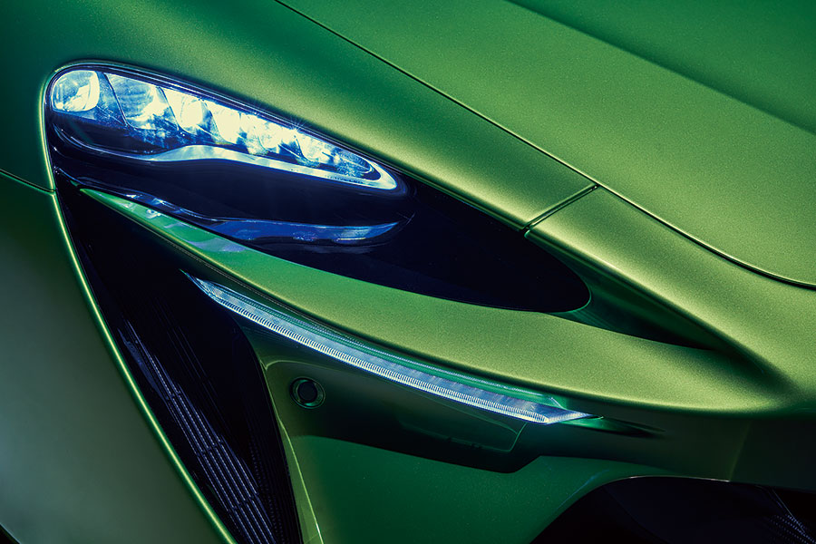 插電超跑現已近在眉睫。那麼全新Artura到底是避稅門路,還是價錢便宜一大截的P1呢?