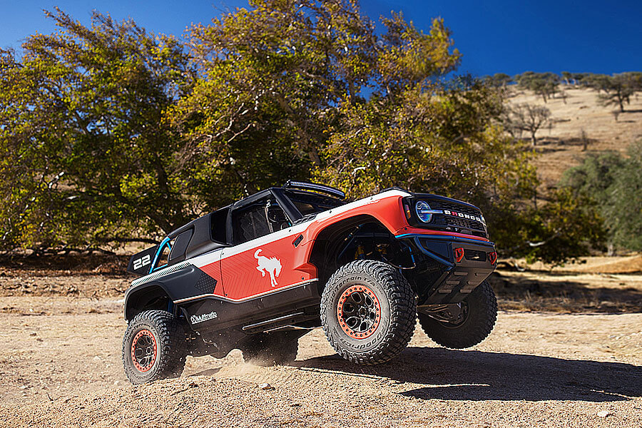 不能合法上路又如何,愈是崎嶇愈是難走的路才是真正有趣吶!