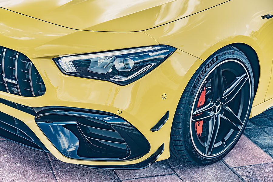 這是一場黑色豪門企業第三代的氣勢爭奪戰。