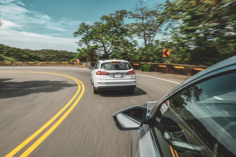 買車,終究離不開花多少錢以及在花費中獲得多少東西,以下是有吃有拿還可以再打包菜尾的選擇。