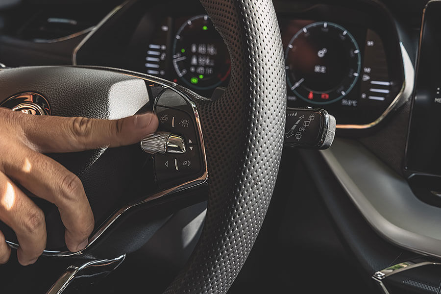 買車,終究離不開花多少錢以及在花費中獲得多少東西,以下是有吃有拿還可以再打包菜尾的選擇。