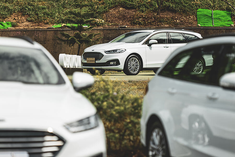 買車,終究離不開花多少錢以及在花費中獲得多少東西,以下是有吃有拿還可以再打包菜尾的選擇。
