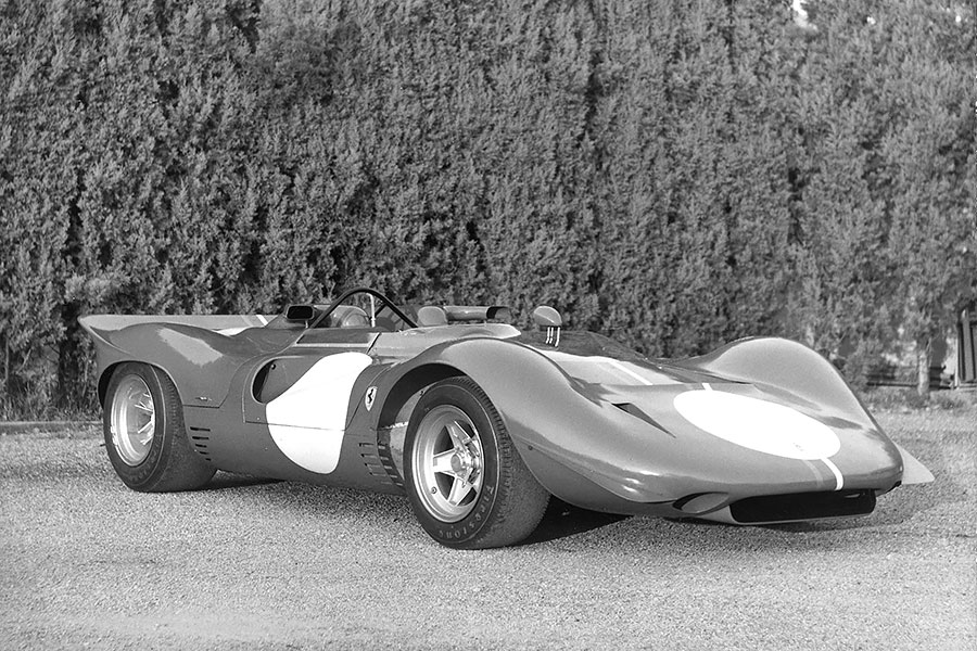 俗話說的好:「有一就有二,有二就有三,無三不成禮」。女士們,先生們,掌聲歡迎法拉利Icona車系全新第三部作品登場!