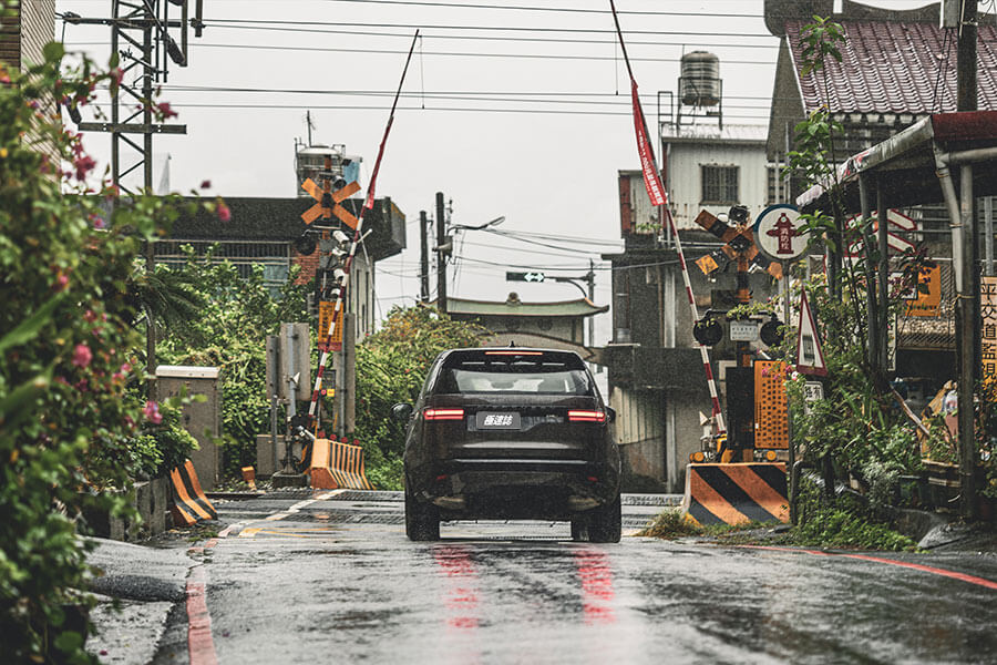 如果你陷入一種不知如何是好,以下我想告訴你如何在這兩兄弟裡選擇。