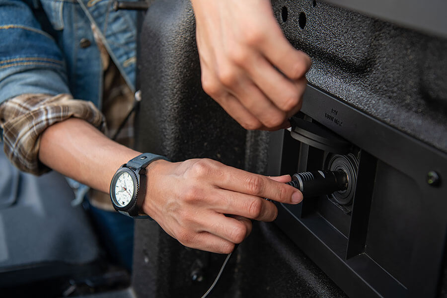 面對廣大客層的使用需求,福特把旗下高人氣皮卡打造成煥然一新的全能遊俠。