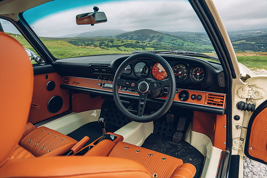 這些仙界經典也許非凡人所能企及，但它們無不包含現代超跑值得借鏡的妙處。