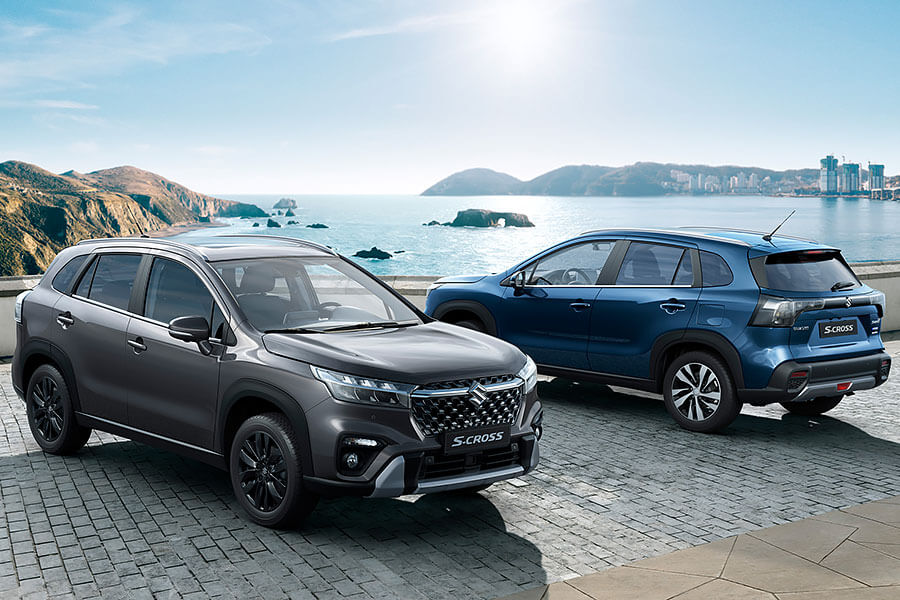 趕在快要被其他跨界及都會休旅狠甩後頭之前,鈴木即時帶來了全新一代SX4。不,從現在起得叫它Suzuki S-Cross才對!