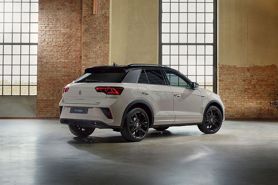 很久沒有好好地Rock N’ Roll一下了嗎?那就趕緊來欣賞福斯搖滾三兄弟的全新表演吧!