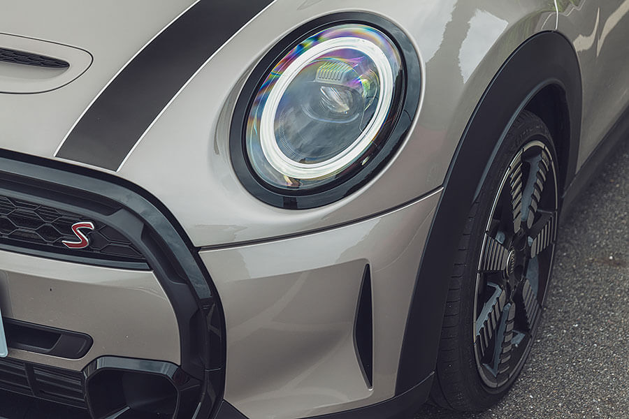 時不我予,2021顯然市場焦點不在鋼砲身上,光想湊齊三部新車居然要耗費這麼大的勁兒……