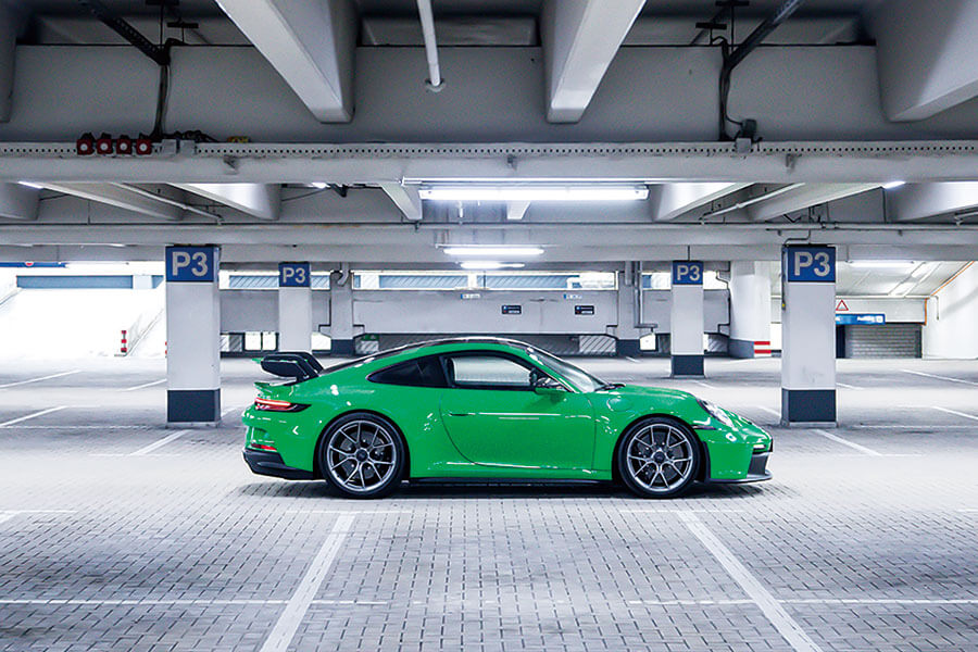 從最風光傑作,至到最慘淡低潮,這裡備妥你想知的一切,以及許多你不曾知道的保時捷逸聞軼事。