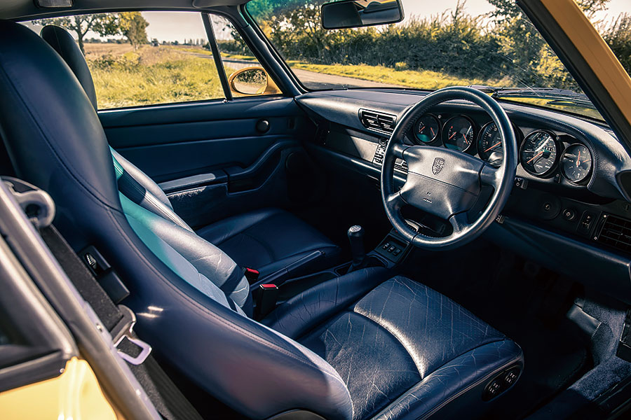 從最風光傑作,至到最慘淡低潮,這裡備妥你想知的一切,以及許多你不曾知道的保時捷逸聞軼事。