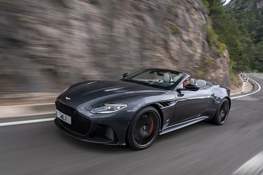 從最入門的MX-5到極罕見義大利風神，以下為幾款我輩認定的最佳敞篷車。