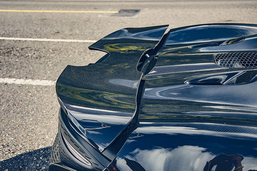 每個駕馭的動作都像在挑釁,你敢跟我一起瘋嗎?敢,那就來啊…..