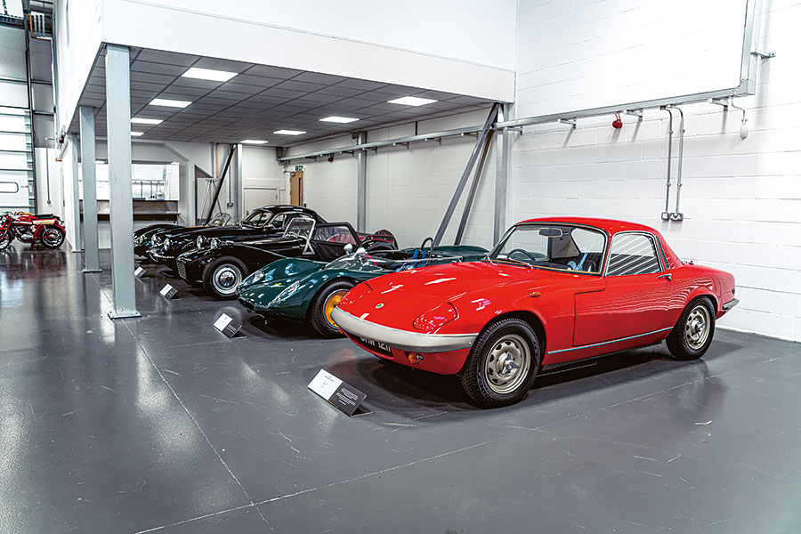 麥拉倫F1之父賣掉親生仔套現,用所得擴充世上最美妙的輕車收藏系列,各位有興趣加入導覽團一探究竟嗎?