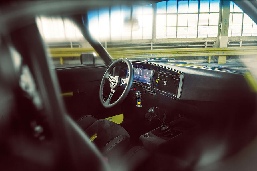 記得歐寶Manta嗎？退隱半個世紀後，Manta現已挑起一根不值得羨慕的擔子重出江湖，務使歐寶再起風雲。