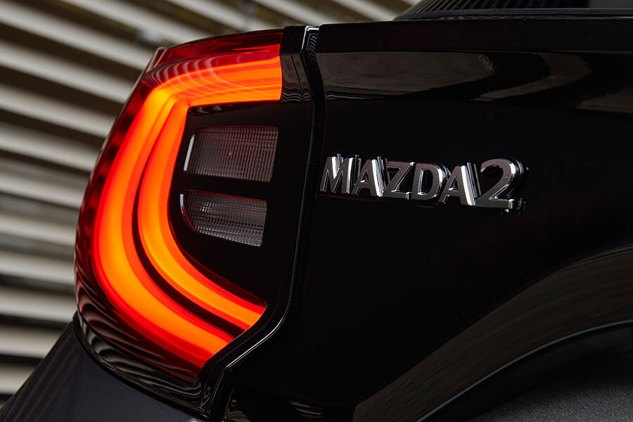 馬自達終於為旗下入門掀背帶來全新改款,只不過它看起來怎麼有點眼熟……