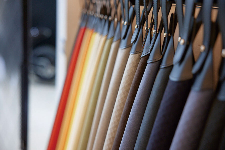 007請退開,是時候探索一下Aston Martin實實在在的絕密計劃。