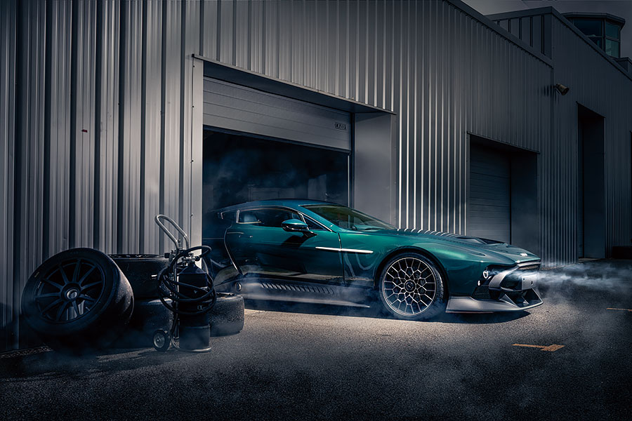 007請退開,是時候探索一下Aston Martin實實在在的絕密計劃。