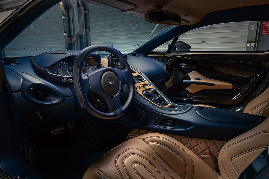 007請退開,是時候探索一下Aston Martin實實在在的絕密計劃。