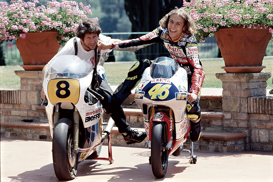 伍茲;阿里;冼拿……羅西?隨著MotoGP最偉大的表演者高掛車靴,最熟悉其人其事的專家欲問一聲是甚麼令他如此特出?